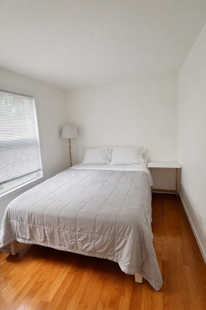 Bedroom detail